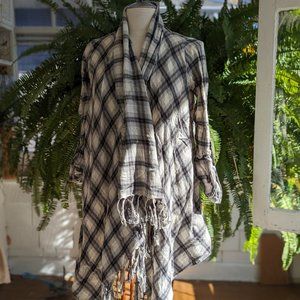 BillaBong size S flannel wrap